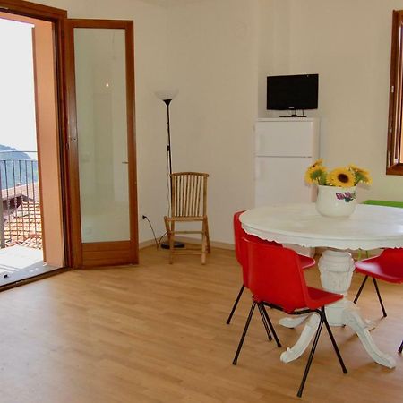 Casa Patrizia Apartment Sueglio Exterior photo